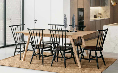 Ensemble de salle à manger avec table Linwood et chaises Barrington