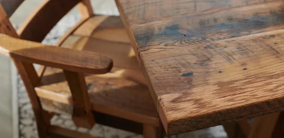 Fauteuil à dossier en échelle